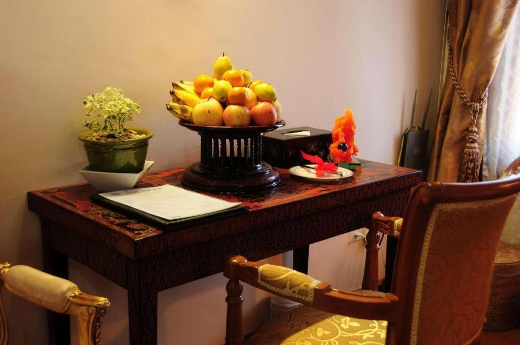 Myat Taw Win Hotel Naypyidaw Экстерьер фото