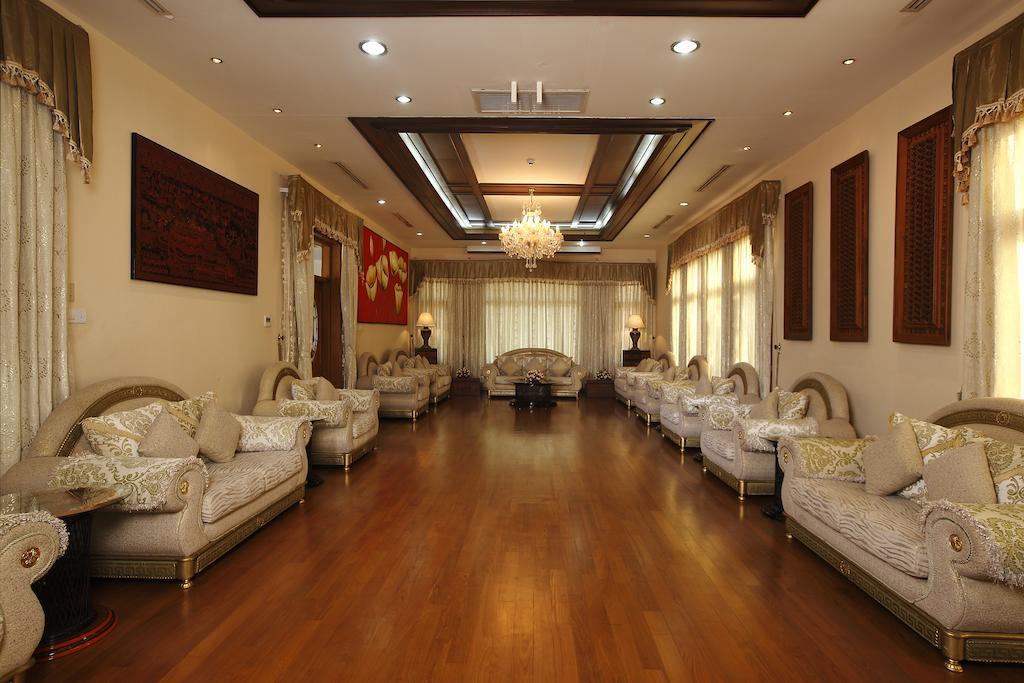 Myat Taw Win Hotel Naypyidaw Номер фото