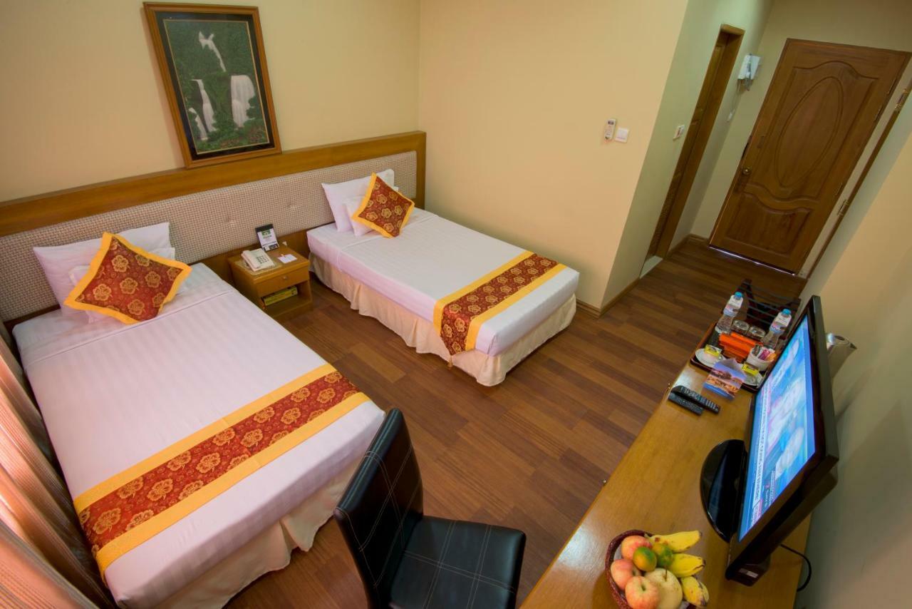 Myat Taw Win Hotel Naypyidaw Экстерьер фото